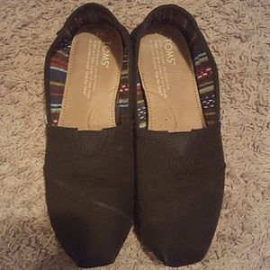 TOMS black canvas