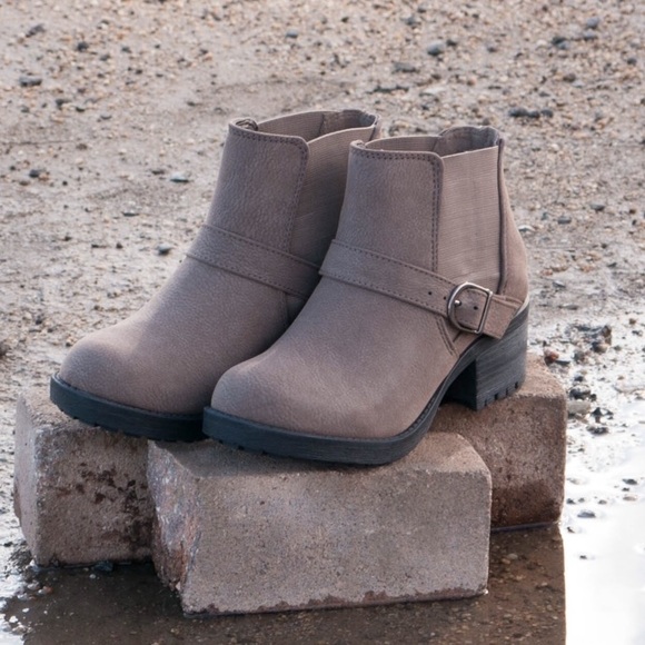 Nadel Moto Booties