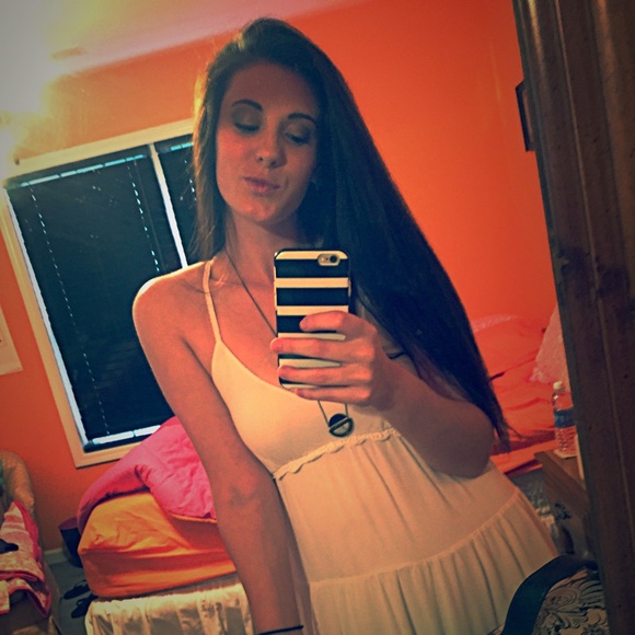 Meet your Posher, Ashley - Picture 1 of 1