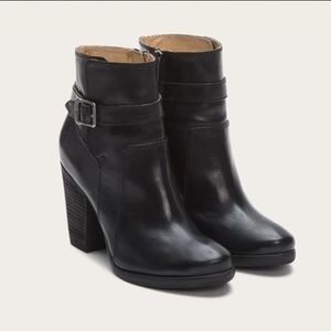FRYE | Patty Riding Bootie - Black