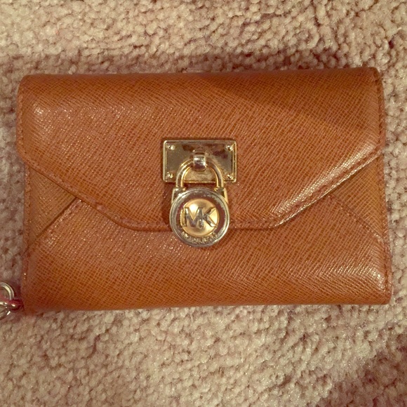 Michael Kors wristlet