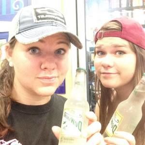 Meet your Posher, Katelyn