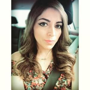 Meet your Posher, Daniela