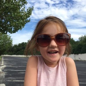 Meet your Posher, Kelly