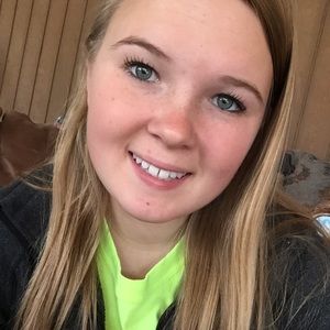 Meet your Posher, Shelby