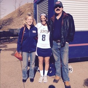 Meet your Posher, Niki