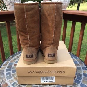 Women's UGGS