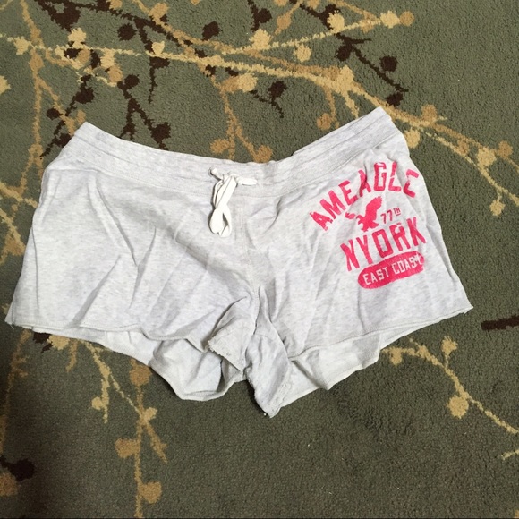 American eagle fabric shorts