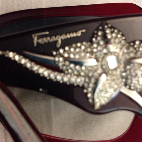 Burgandy flowered rhinestone designed sunglasses