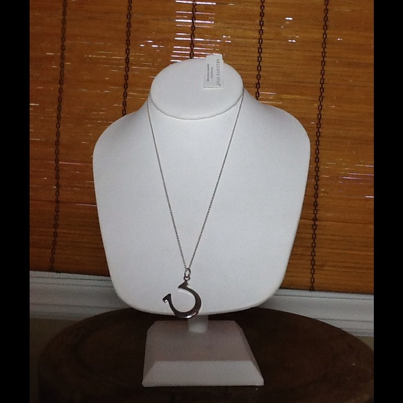 Argento Vivo Horseshoe sterling silver pendant