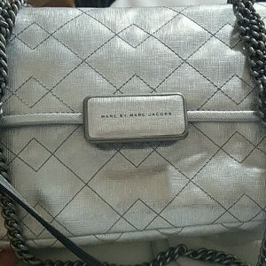 MARC JACOBS REBEL 24 CROSSBODY QUILTED LEATHER MARC JACOBS REBEL 24 CROSSBODY QUILTED LEATHER