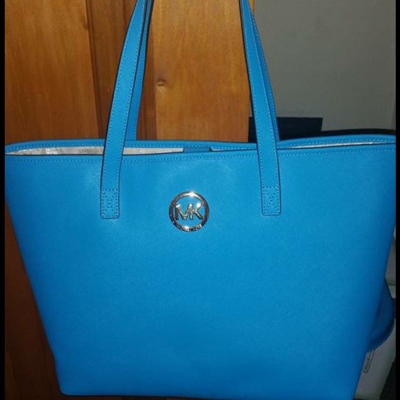 New with tags large Michael Kors  open to trades