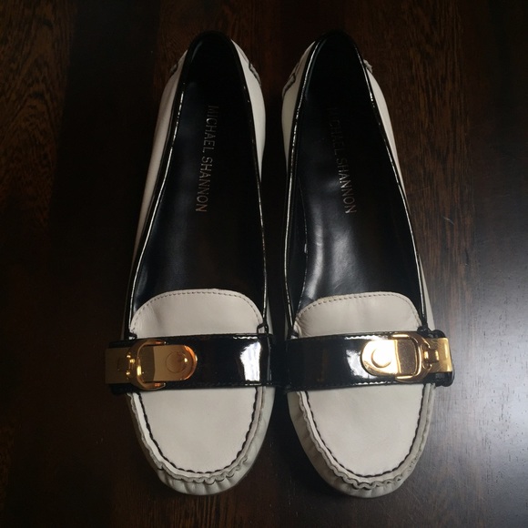 NWOT White Flats