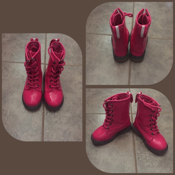 Hot pink lace boots for toddler