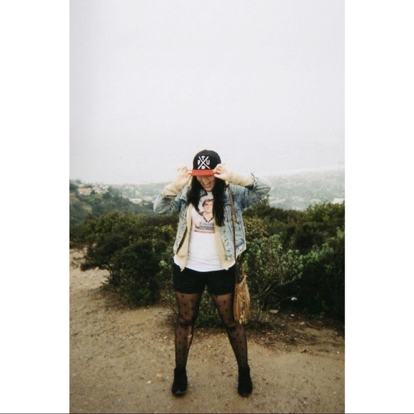 🎤 Name's Caitlin 👋🏻 - Picture 6 of 6