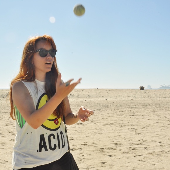 🎤 Name's Caitlin 👋🏻 - Picture 4 of 6