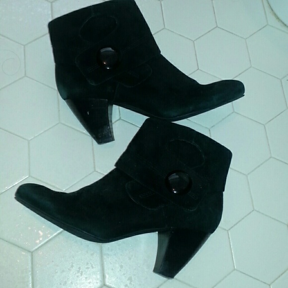 Black suede boots size 9