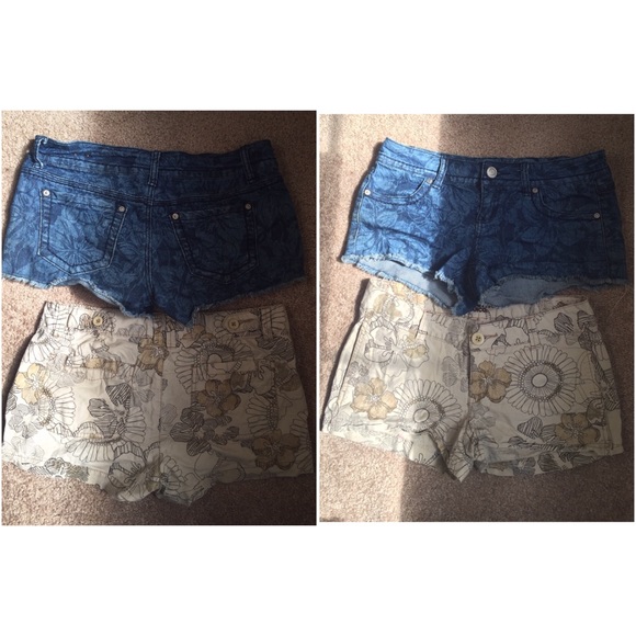 Bundle of Shorts - Picture 2 of 3