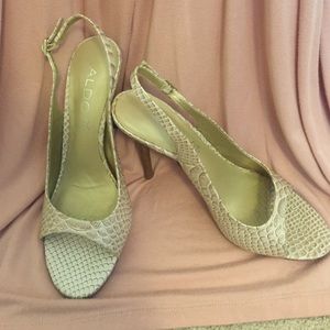 Natural Sling Back pumps.
