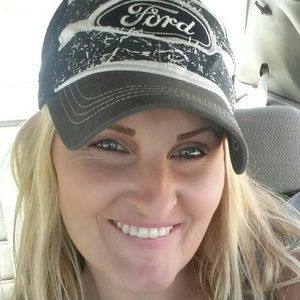 Meet your Posher, Abbi