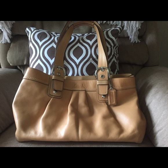 *FINAL* Authentic light brown leather Coach bag