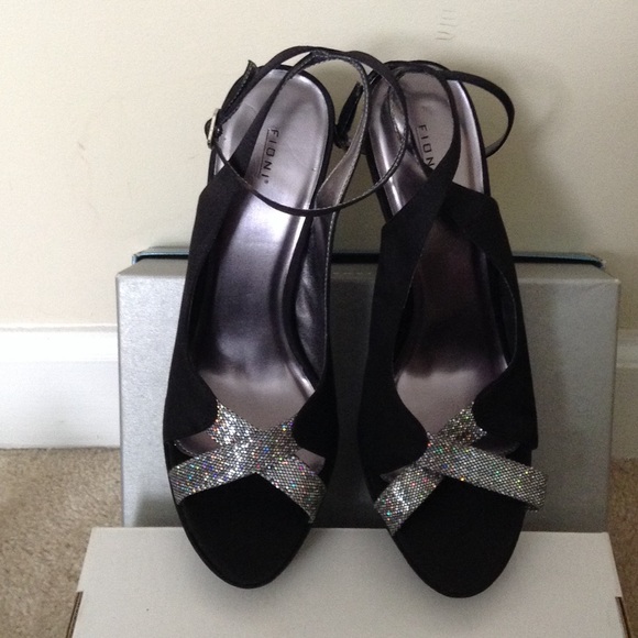 FIONI Ankle Strap Heels