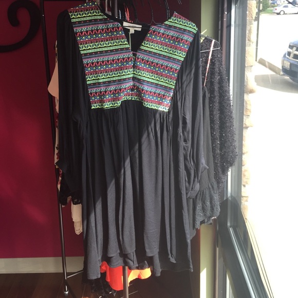 Dress - Picture 1 of 1