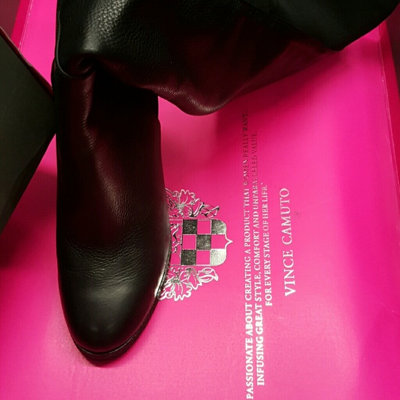 Vince Camuto Boots - Picture 4 of 4