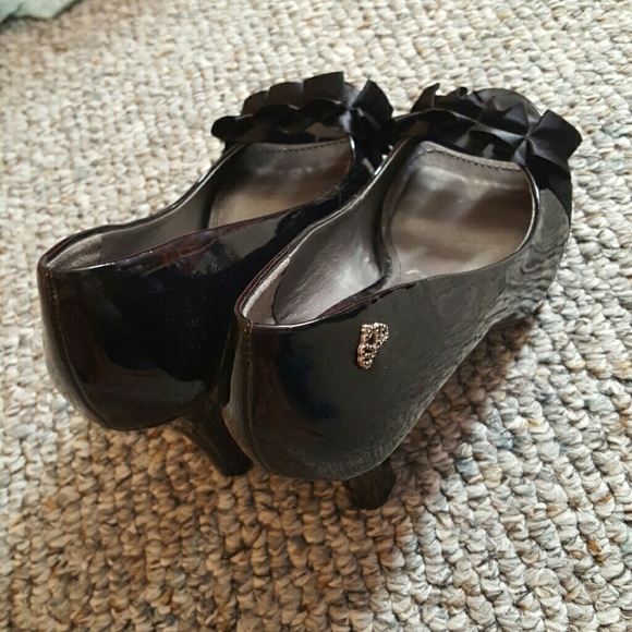 Fergalicuous High Heels - Picture 3 of 3