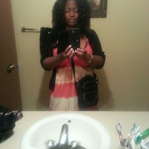 Meet your Posher, Akilah