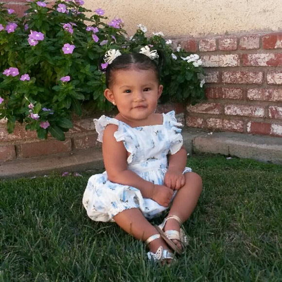 Meet your Poshers, The Rendon girls - Picture 3 of 4