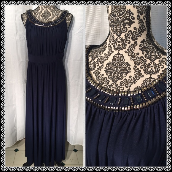 Dresses & Skirts - Lovely long dress. Navy blue