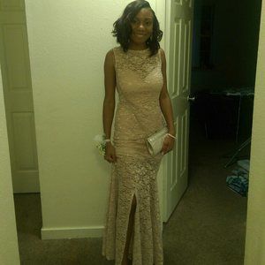 Meet your Posher, Claire