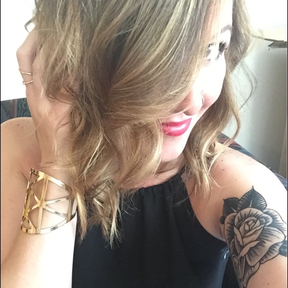 Meet your Posher, Mariah - Picture 1 of 1