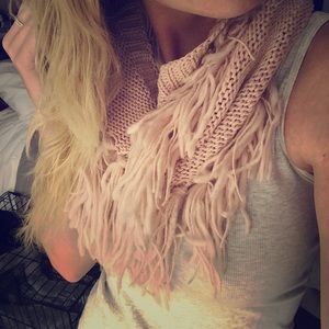 Light pink American eagle scarf