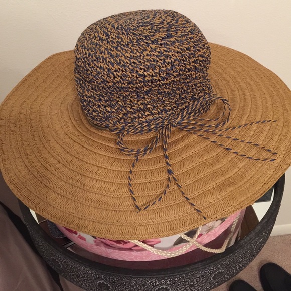 Anthropologie open weave floppy straw hat
