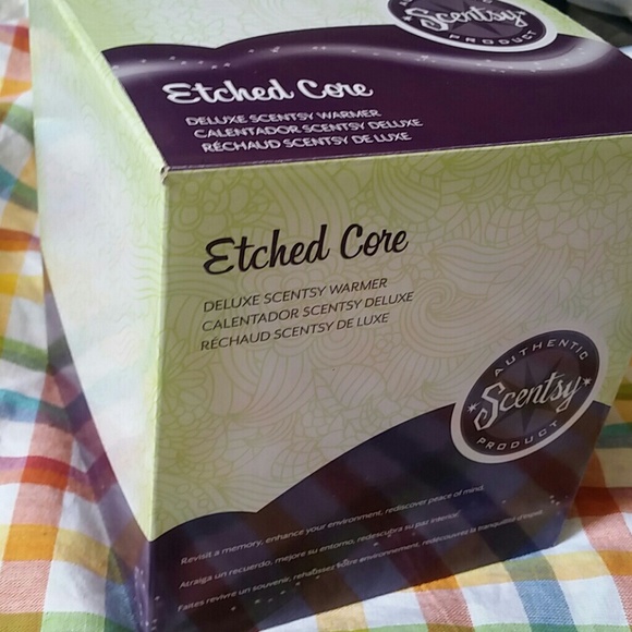 Scentsy Etched core warmer