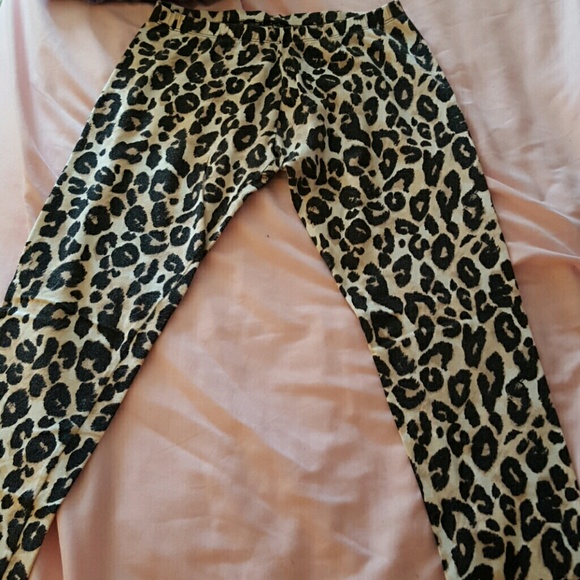 Cheetah Print Leggings - Picture 1 of 3