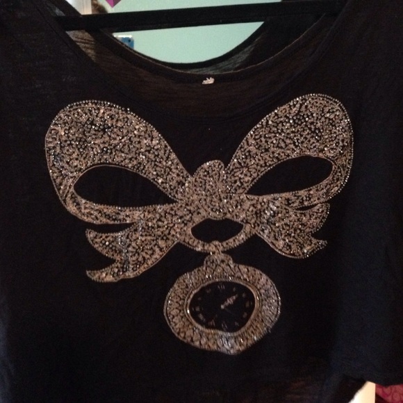 Super cute rhinestone shirt - Picture 1 of 1