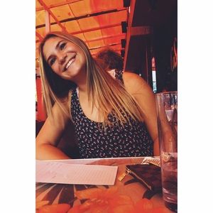 Meet your Posher, Madison