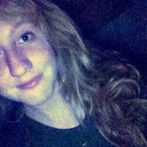 Meet your Posher, Laurel