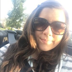 Meet your Posher, Annika