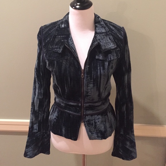 \id. Collection Jacket - Picture 3 of 3