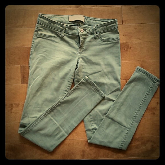 Green Hollister pants