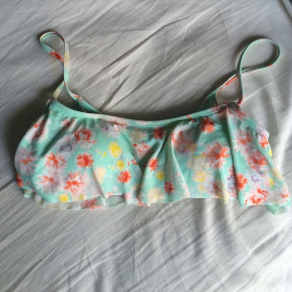 Ruffle Floral Bikini Top