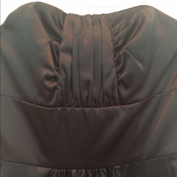 Stunning. Strapless. Silk. LBD - Picture 2 of 2