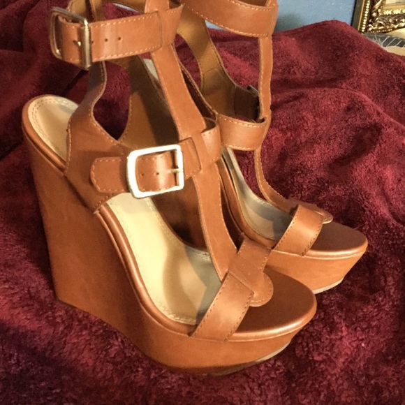 Tan wedges