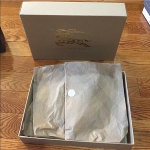Burberry box