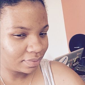 Meet your Posher, Caryetta