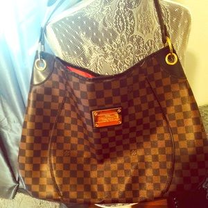 Faux Louis Vuitton